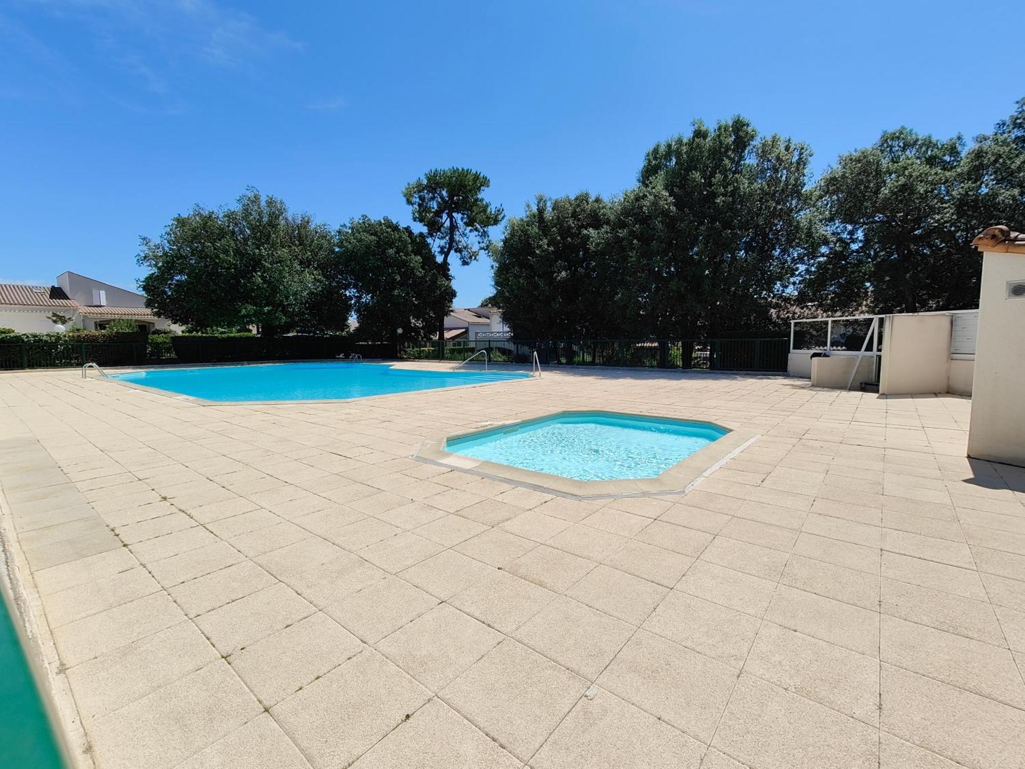 Villa "Les Jardins De Saint Palais Sur Mer" Luaran gambar